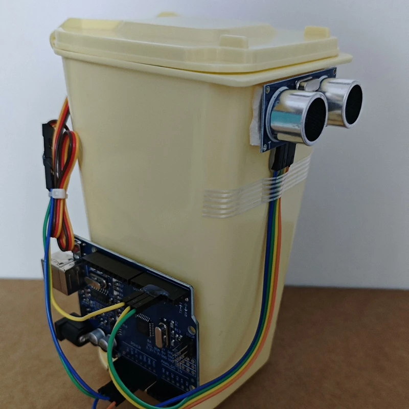 arduino-ultrasonic-sensor-trash-can-model-toys-are-suitable-for-curriculum-design-and-scientific-innovation-teaching-competition