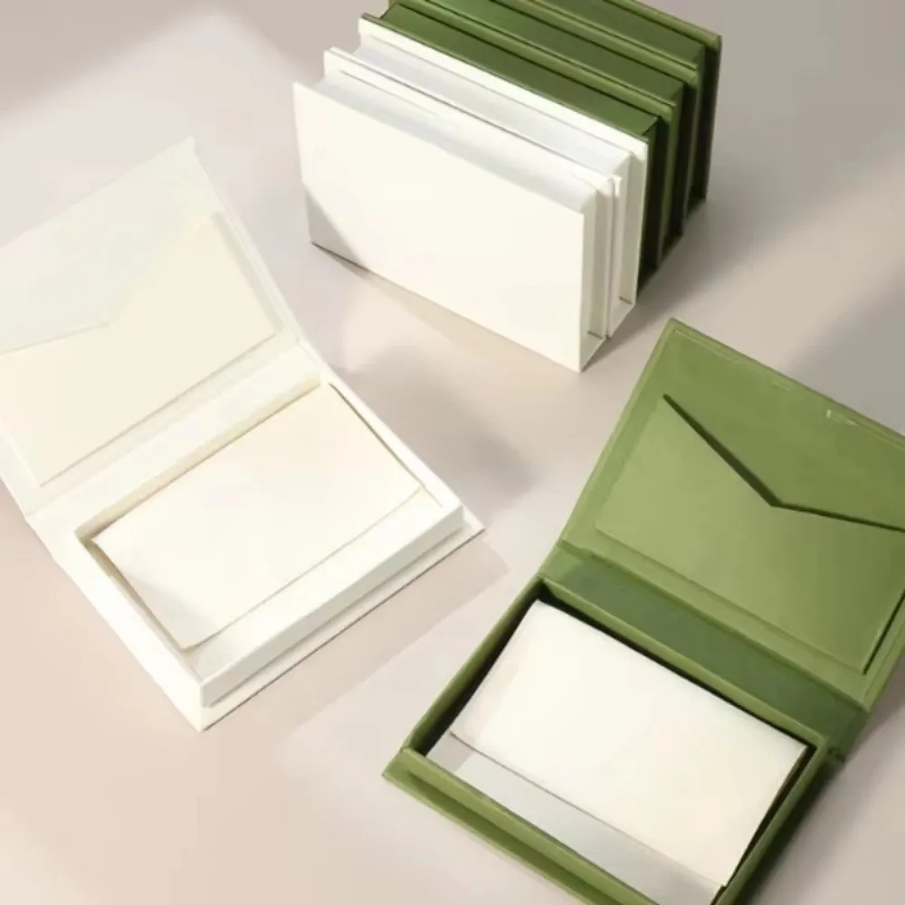 New Flip Book Jewelry Box Magnetic Sturdy Jewelry Display Box Jewelry Packaging Box For Travel Business