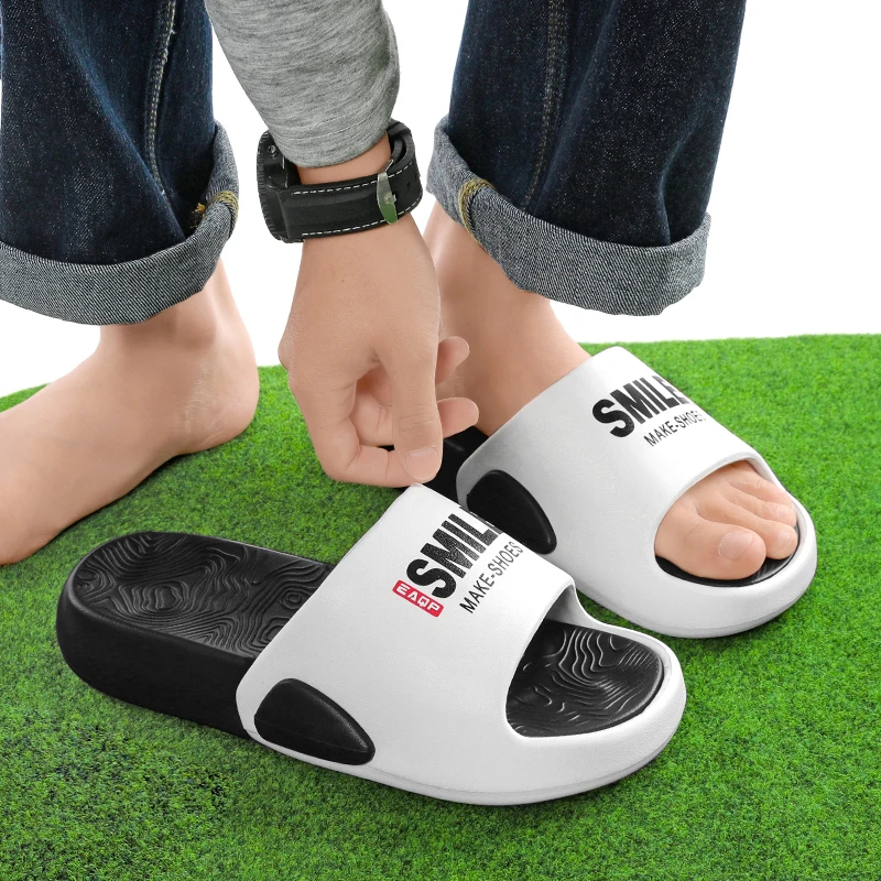 

Men's Slippers EVA Slippers New Summer Casual Male Beach Shoes Fashion Soft Non-Slip Slipper Platform Slip-On Slippers for Men