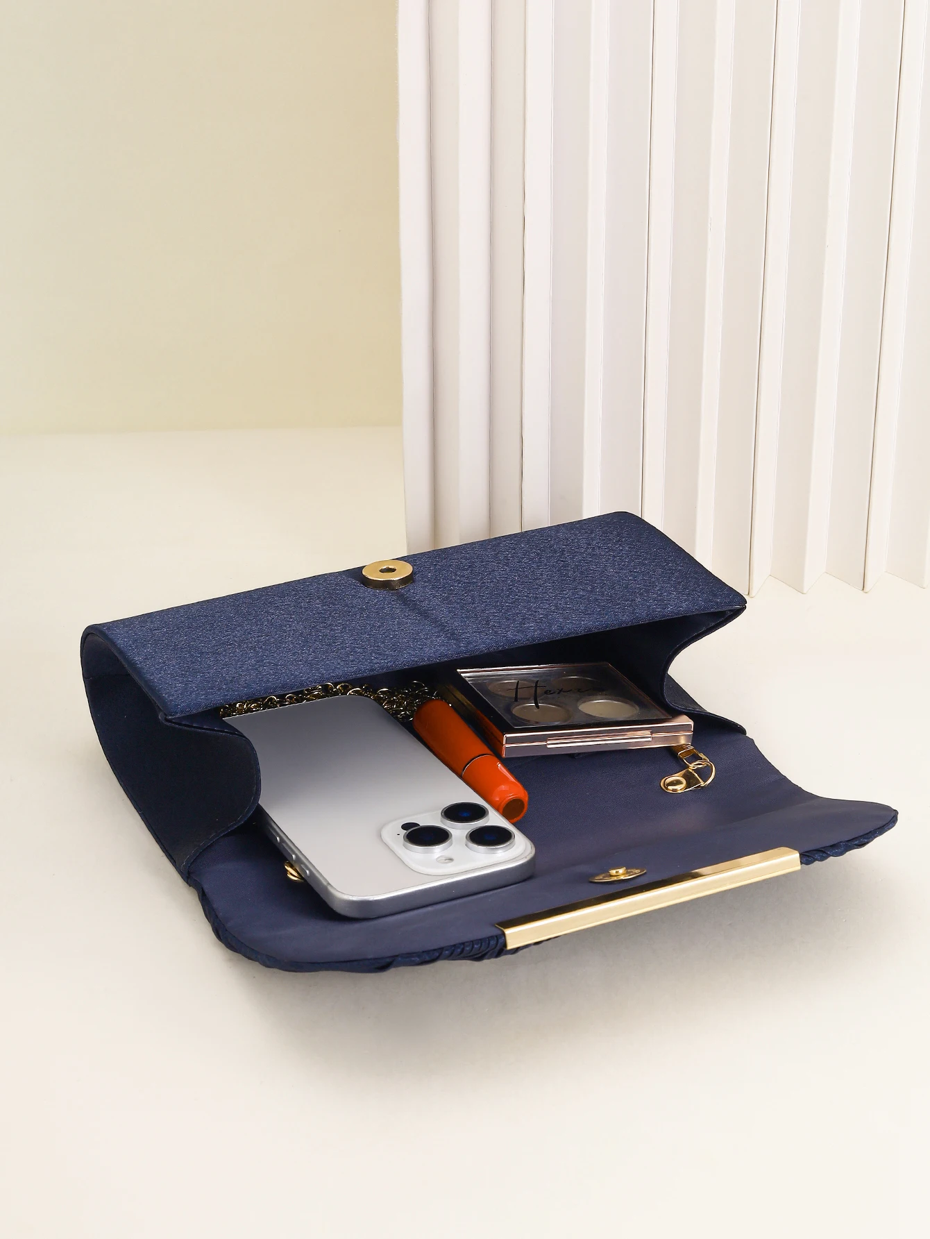 Damen-Abendtasche, Neue Kleine Quadratische Tasche mit Kette, Plissee-Design, Geeignet für Partys, Hochzeiten, Bälle, Bankette – Detail 37