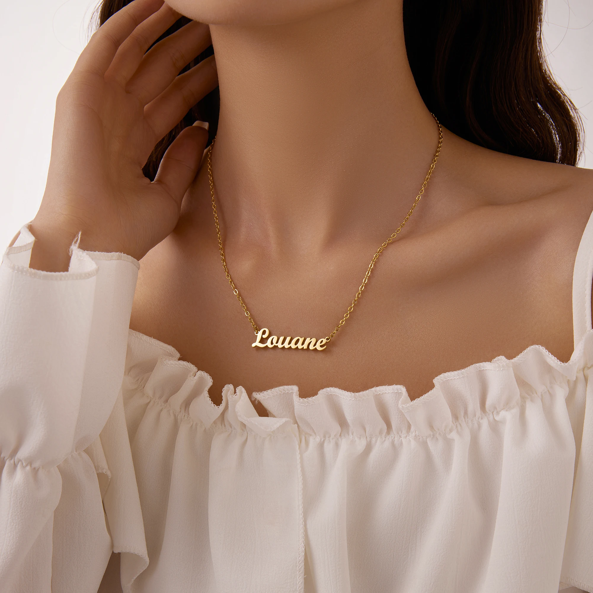 Stainless Steel Customized Name Necklace Women's Personalized English Letter Pendant Electroplated 18K Customized Gold Necklace