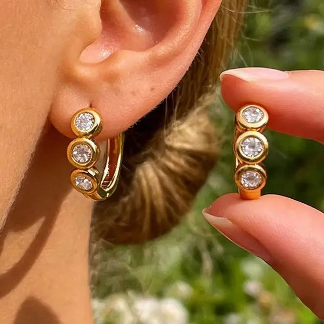 Zarte Clip-Ohrringe mit kubischen Zirkonia-Steinen für Damen, minimalistischer Edelstahl, geometrischer Kreis, Piercing-Ohrringe, Modeschmuck, Geschenk