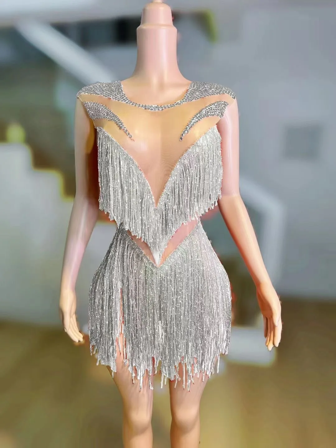 เสื้อผ้าการแสดง เสื้อผ้าวันเกิด แขนกุด กระโปรงสั้นตาข่าย โปร่งใส ชุดปาร์ตี้ไนท์คลับ Shining Stage