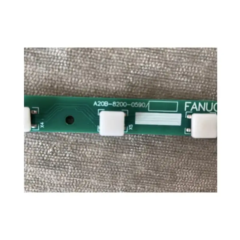 FANUC A20B-8200-0590 A20B 8200 0590 7-key Key Bar