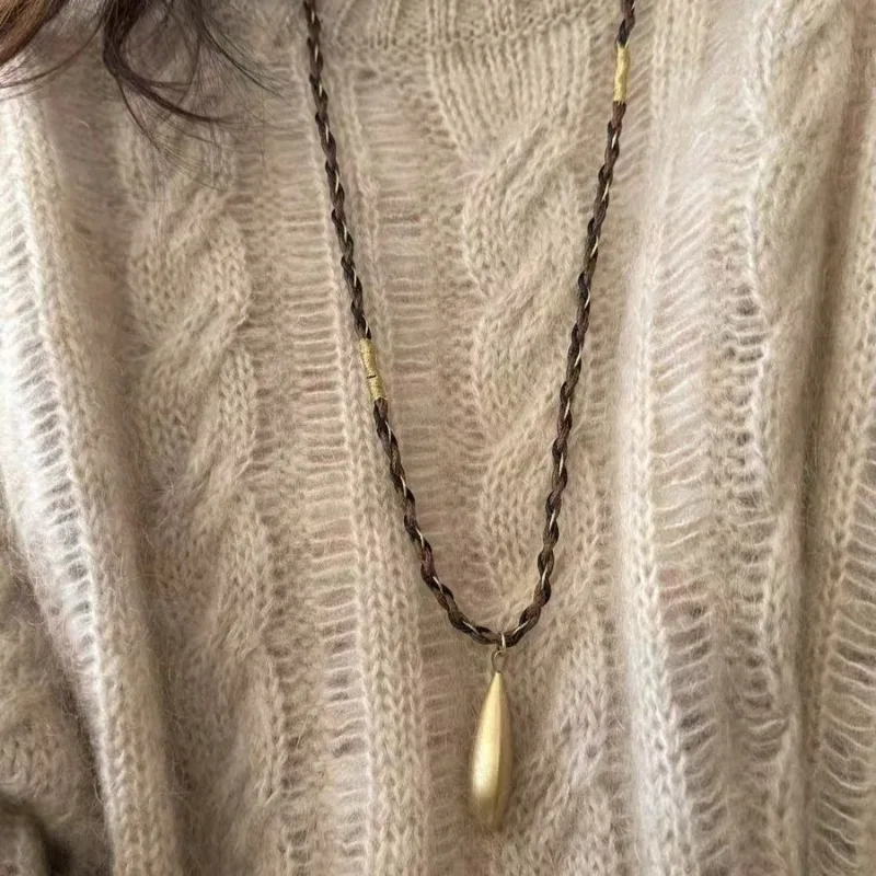 

Blogger, The Same Cotton and Linen Braided Rope, Water Drop Pendant, Necklace, Literary and Retro Maillard Style Sweater Chain,
