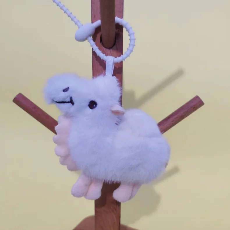 ラクダ人形キーホルダーぬいぐるみペンダントキーチェーンかわいいぬいぐるみバッグペンダントハンドバッグやバックパックの装飾アクセサリー子供のおもちゃ