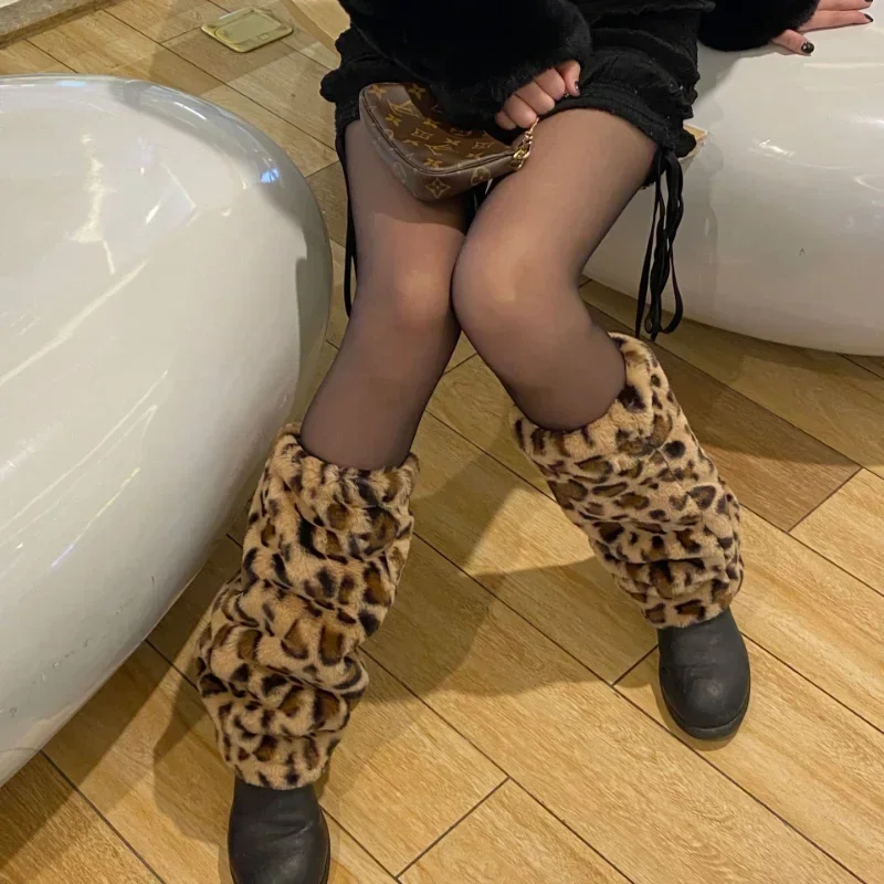 Gyaru Furry Leg Warmers Y2K Goth White Faux Fur Leg Warmer Boot Covers Lady Cute Jk Knee-high Hipster Warm Sock Fashion Socks