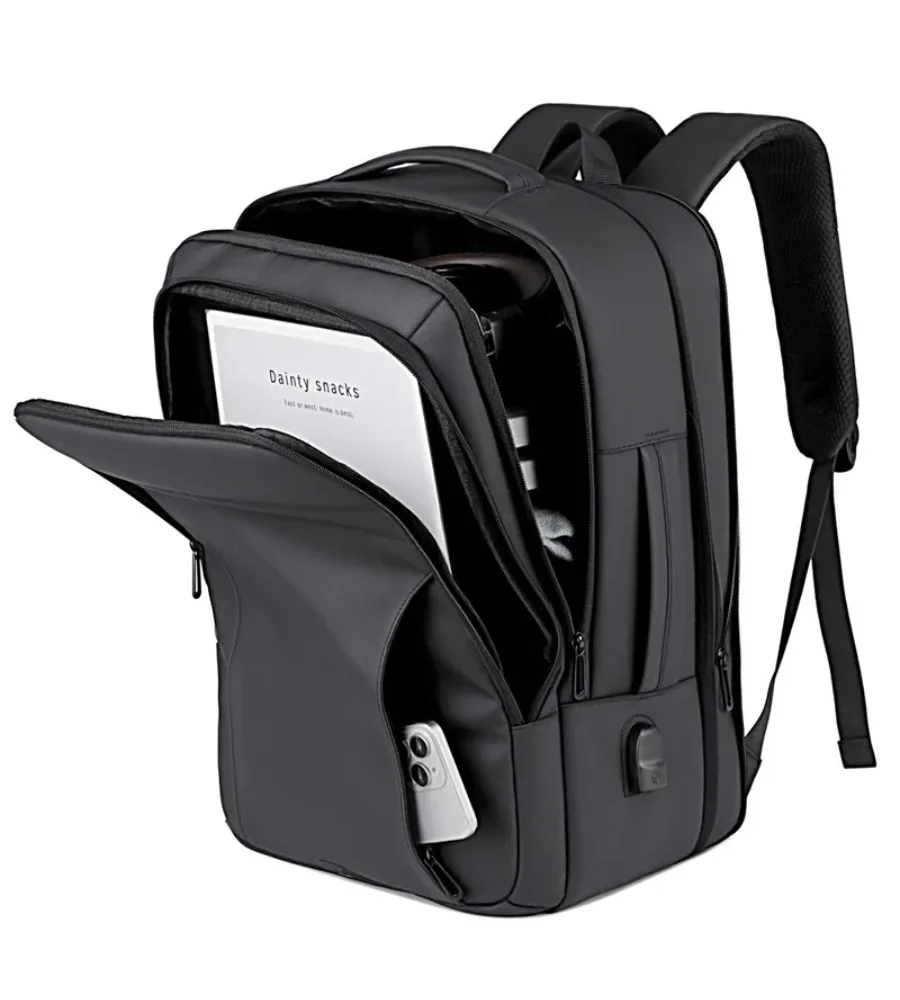 Casual work pack with flexible storage adapts to impromptu trips and daily commutes alike
