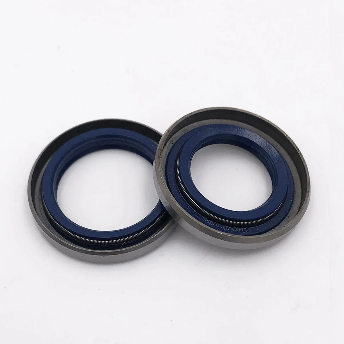 

Crankshaft Oil Seal For Husqvarna 181 281 288 394 395 2100 2101 298 3120K K1250 Active Chainsaw 503260205 Replacement Spare Part