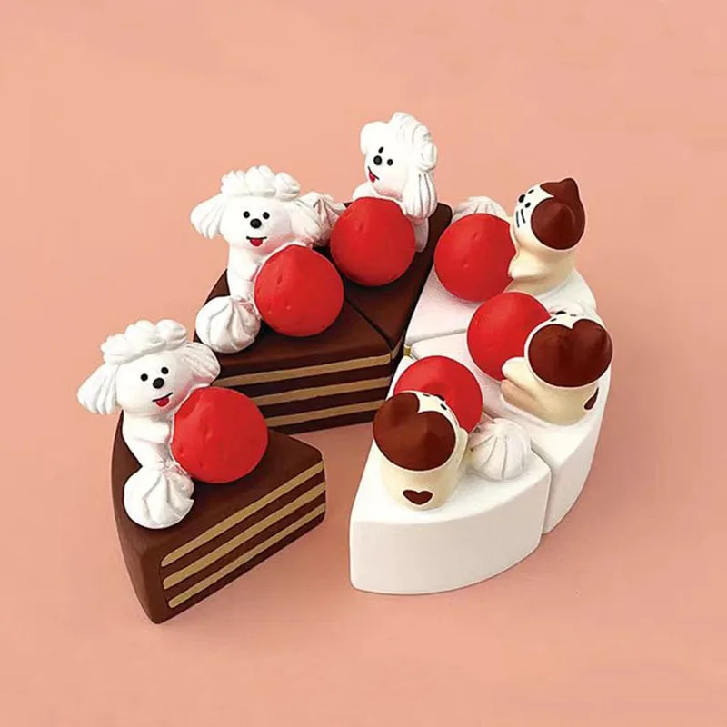 Japanese Cat Scene Small Ornament Bakery Strawberry Chocolate Valentine\'s Day Gift Decoration Resin Crafts Gift