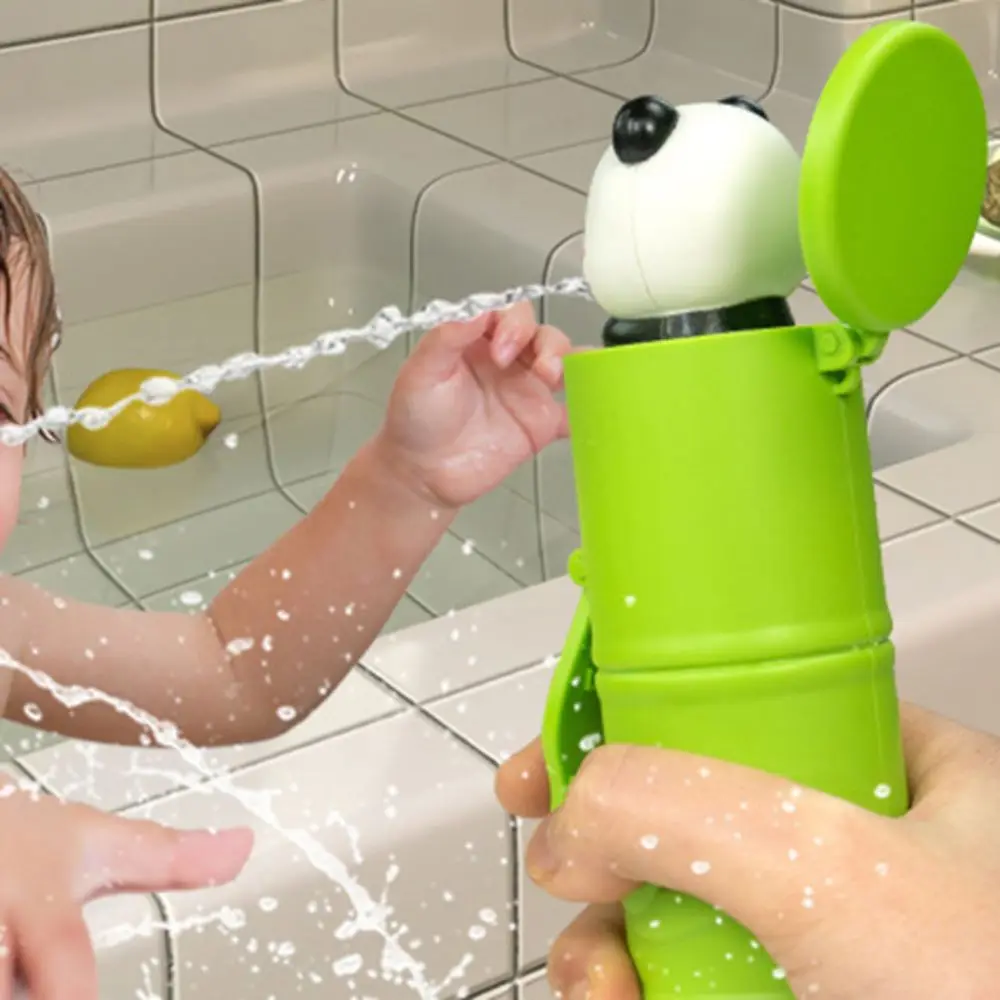 

Portable Splashing Spray Beach Water Sprayer Handheld Bamboo Water Soaker Toys Easy To Fill Plastic Water-Sprinkling Toy Summer