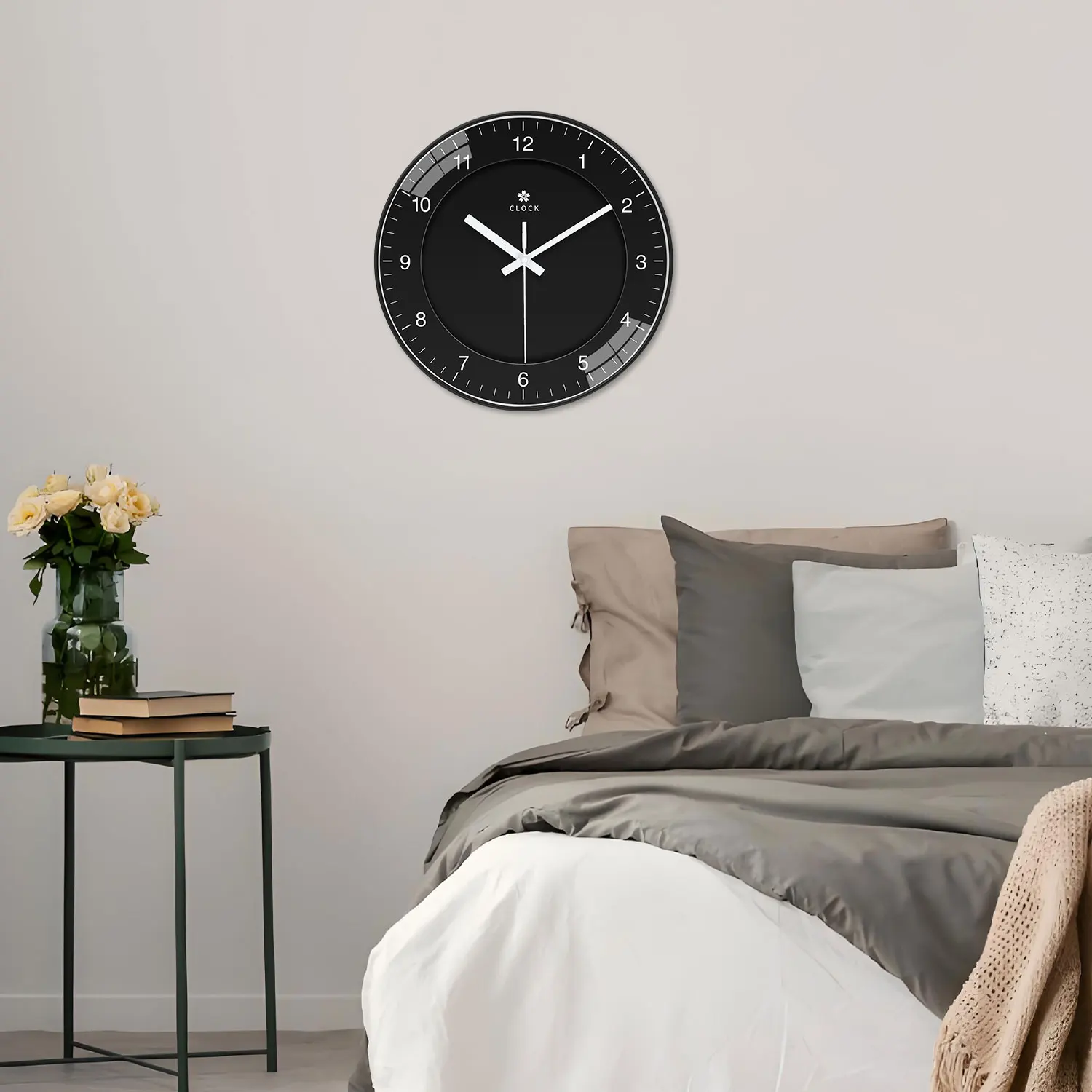 1 Simple Black Glass Wall Clock, 8-12inch Silent Round Non-Ticking Timekeeping Wall Clocks, Aa Battery-Powered Clock, Suitable for Living Room, Study, Office, Bedroom, Ideal Gift for Mother, Gift for Friend, Valentine's Day, Mother's Day Gift (No Battery)