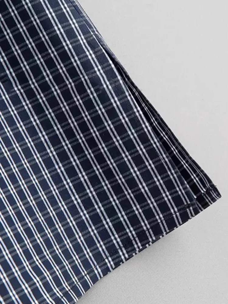 Wiosna 2025 Modna damska bluzka Svel, codzienna, do noszenia warstwowo, jako bielizna, styl koreański, luźny krój, detale z guzikami, poliester