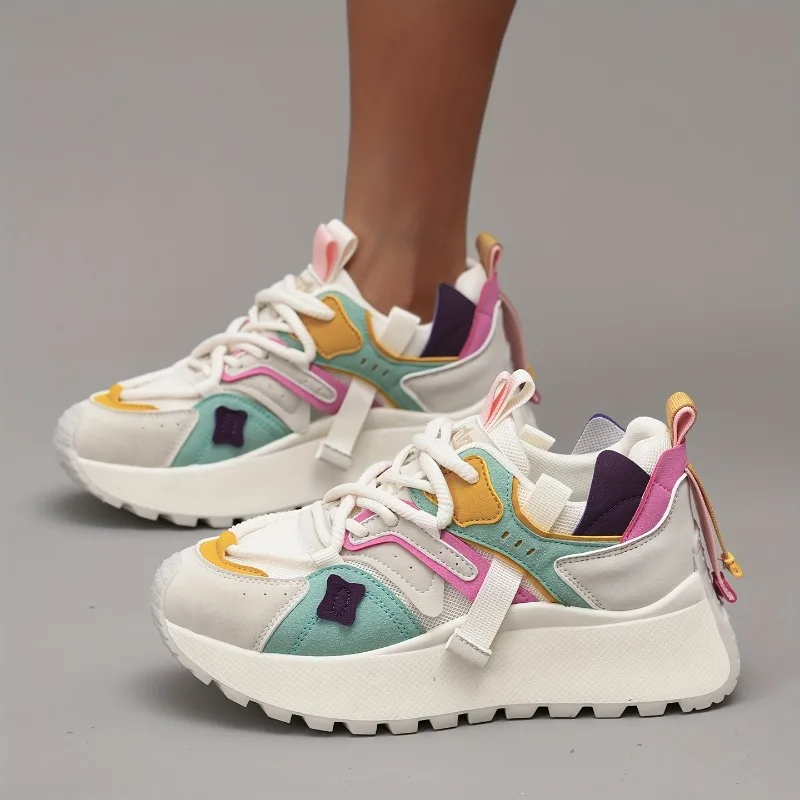 

2026 New Thick Soled Sports Trend Women's Sports Shoes Niche Casual Comfortable Height Increasing Lace Up Women's Running Shoes