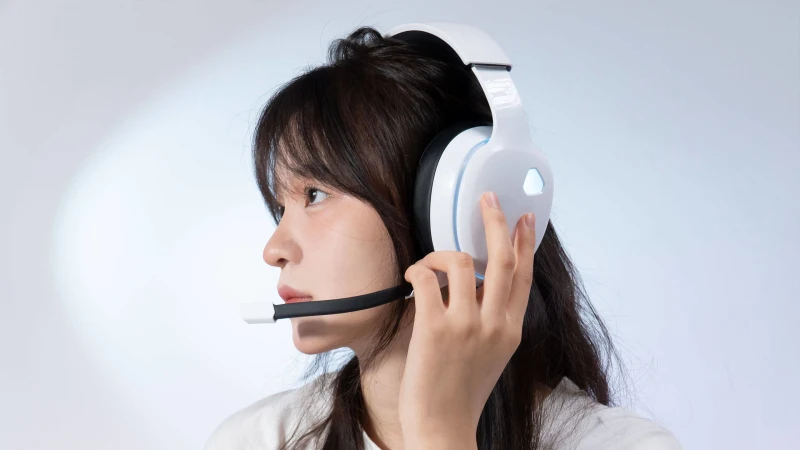 Colorfire Solaris USB 有線ヘッドセット ホワイト バーチャル 7.1 チャンネル ステレオ RGB ライト ミュージック ゲーミング ヘッドフォン マイク付き