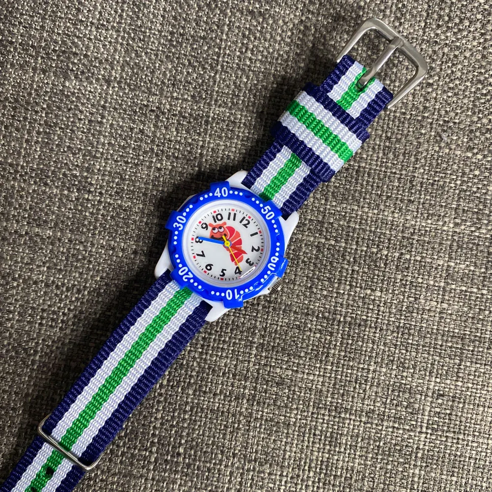 حزام نايلون الموضة للتدوير الهاتفي الأرقام العربية الكرتون الهاتفي للبنين بنات ساعة كوارتز ساعة عادية مضيئة رائجة البيع 2021