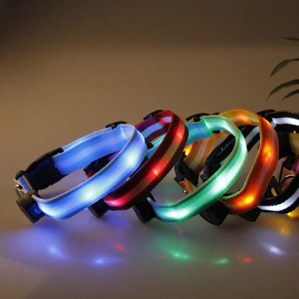

Led Pet 33Cm To 55Cm Adjustable Nylon Light Up Dog Night Safety Collar Flashing Glow Steady On