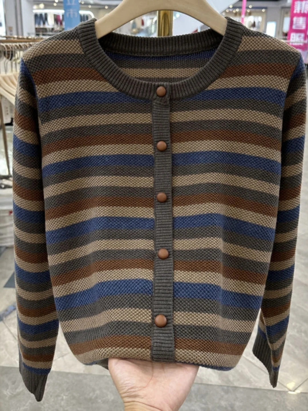 高級日本製スレプラスサイズヴィンテージストライプセーターレディースロングスリーブゆったりスリム効果年齢対策ニットトップ