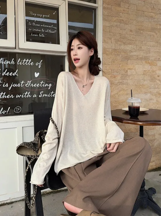 

Женская трикотажная кофта больших размеров с V-образным вырезом, тонкая, повседневная, для защиты от солнца, летняя, новая, свободного кроя, модный корейский стиль, с длинным рукавом