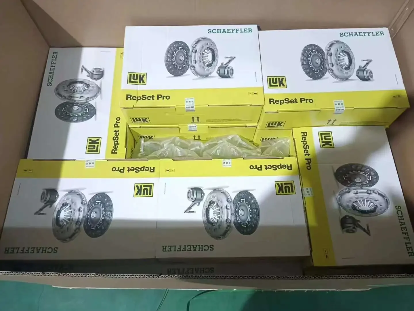 تنطبق على BM W 3 Series X1 مجموعة القابض LUK kit 21207576519 ADB113015 600026100 600025400 623323800 3000970122 #3