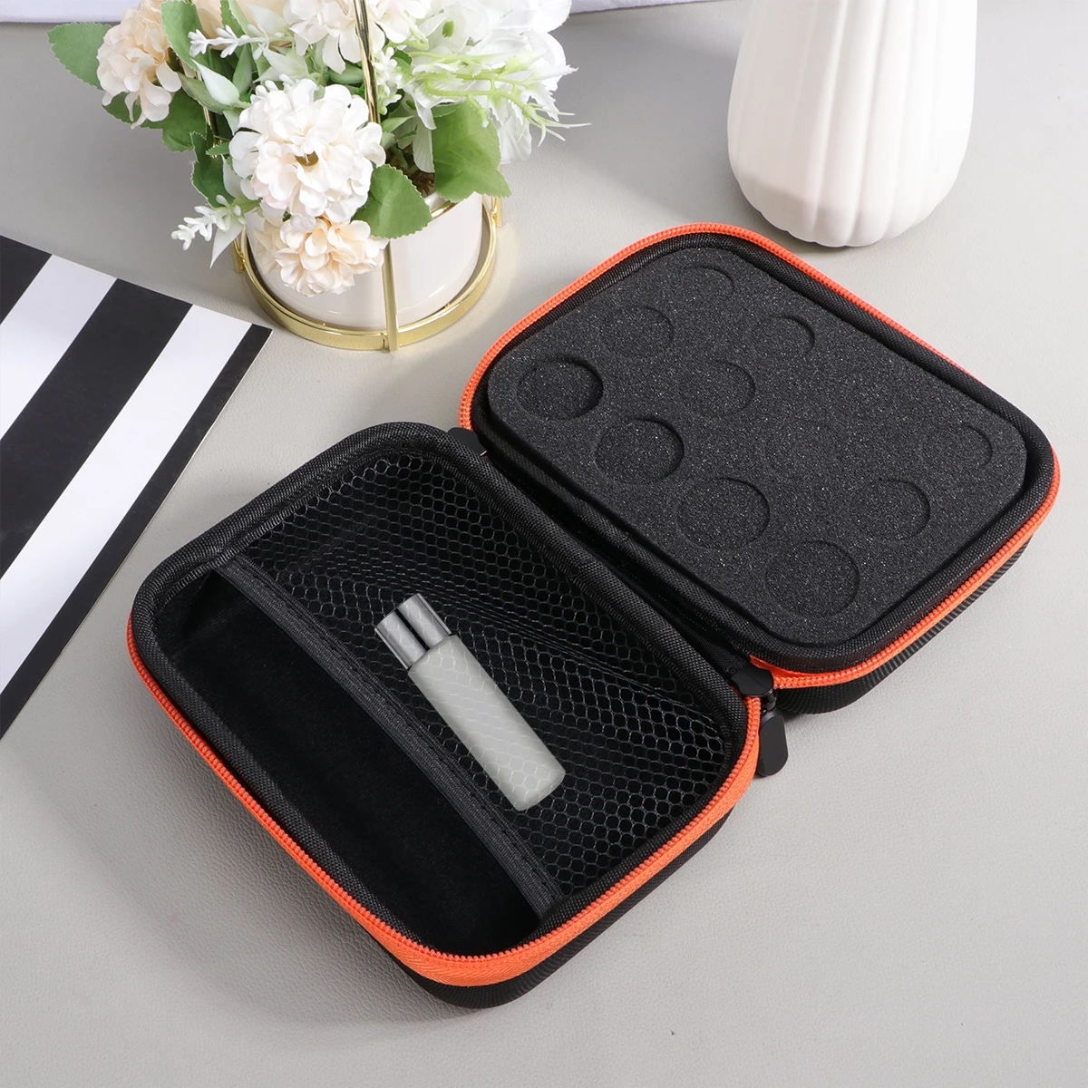 

1Pcs Compact 12 Slot Essential Oils Box 5Ml 10Ml 15Ml Capacity Waterproof Hard Shell Travel Case with Divider Roller Bottle