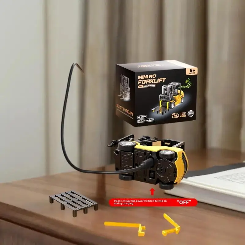 True-to-Scale 1/64 Alloy RC Forklift with Effective Lift-Down-Rotate Functionality and 2.4GHz Remote Control