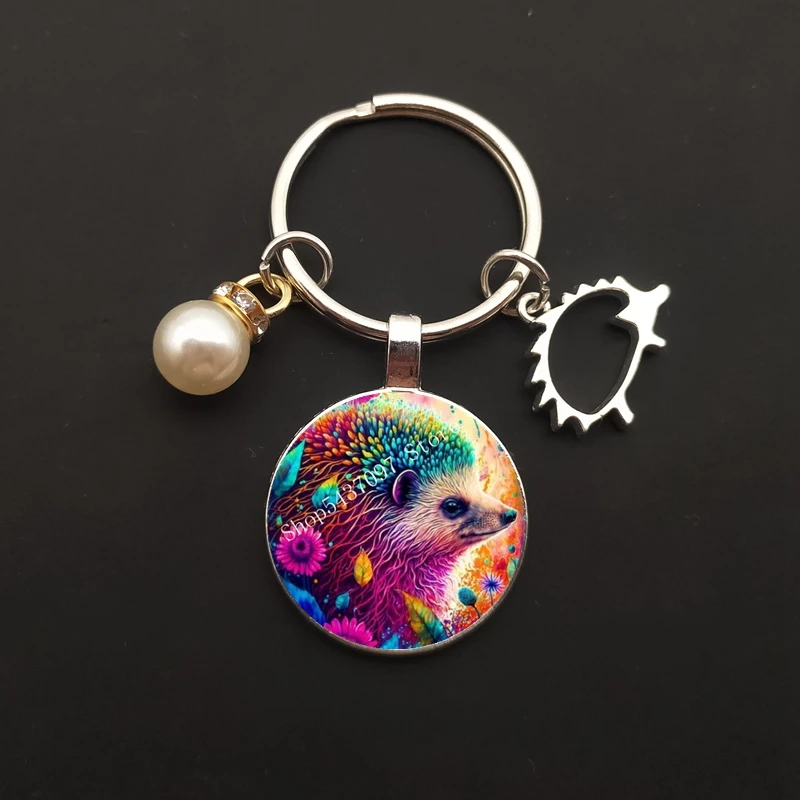 Cute Hedgehog Keychain Circular Glass Keychain Animal Keychain Women\'s and Men\'s Bags Car Accessories Creative Gift