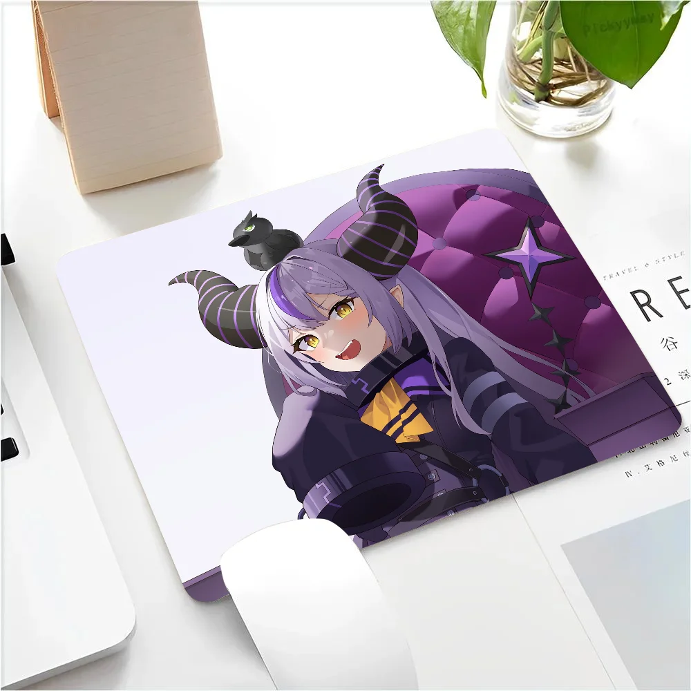 La+ Darknesss Hololive Girl Anime Mousepad Small LockEdge Mouse Pad For Gamers Computer Desk Pad Anti-slip Rubber