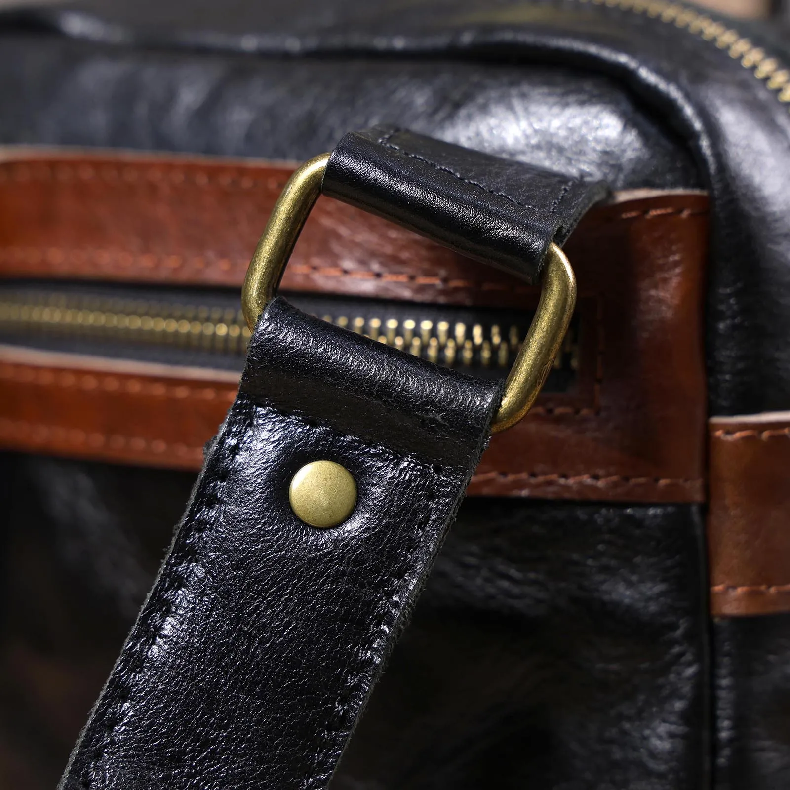 S.WORKER Vollnarbenleder-Umhängetasche für Herren, Vintage-Crossbody-Brusttasche aus pflanzlich gegerbtem Leder – Detail 14