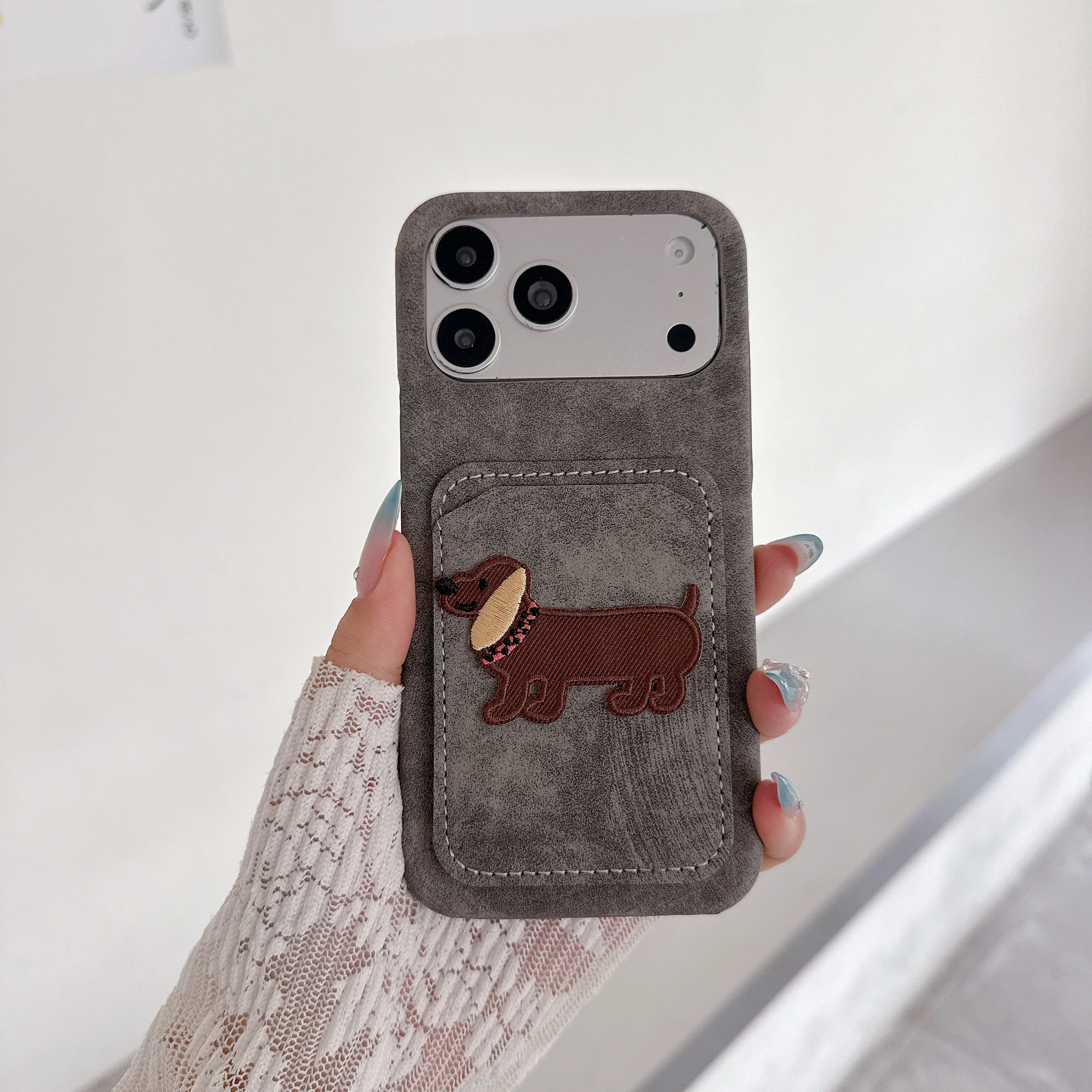 Suitable for Apple 17 Promax phone case card bag, retro leather pattern light luxury iPhone 16 hard case 15/14/13