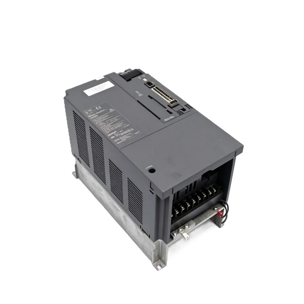 MR-J3-700B J3 Series 7KW Drive MR-J3-700B-RJ006 MR-J3-700A AC motion servo drive amplifier
