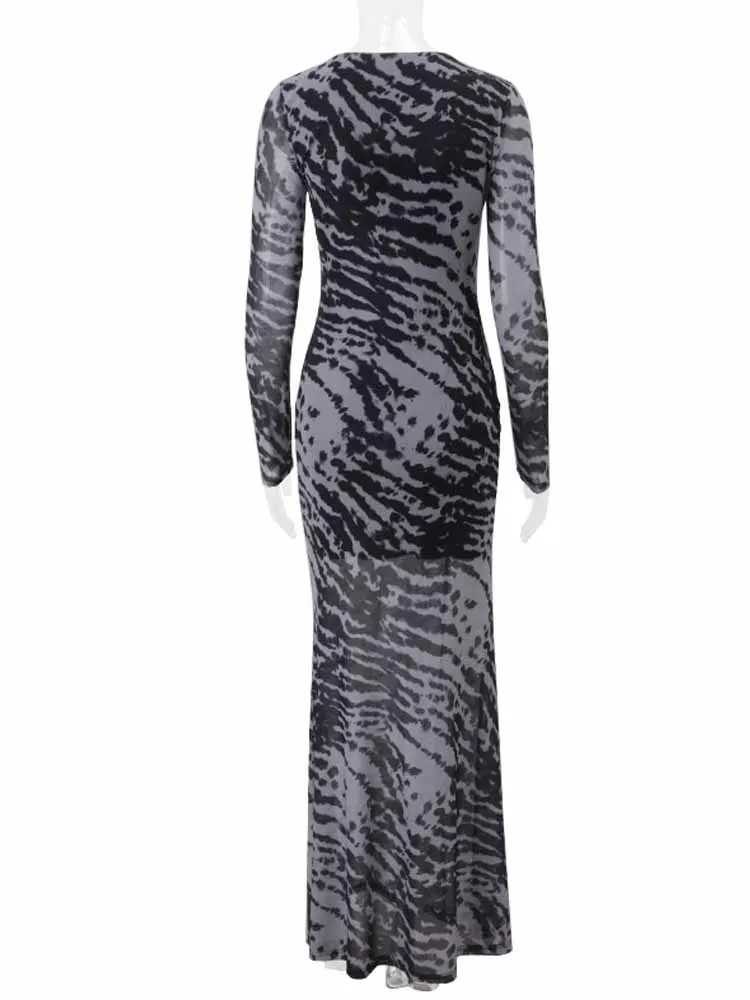 MCDV Schräge Schulter Bodycon Maxi Kleid Frauen Herbst Vintage Y2K Langarm Geraffte Stretch Print Kleider 2025, Neue Streetwear