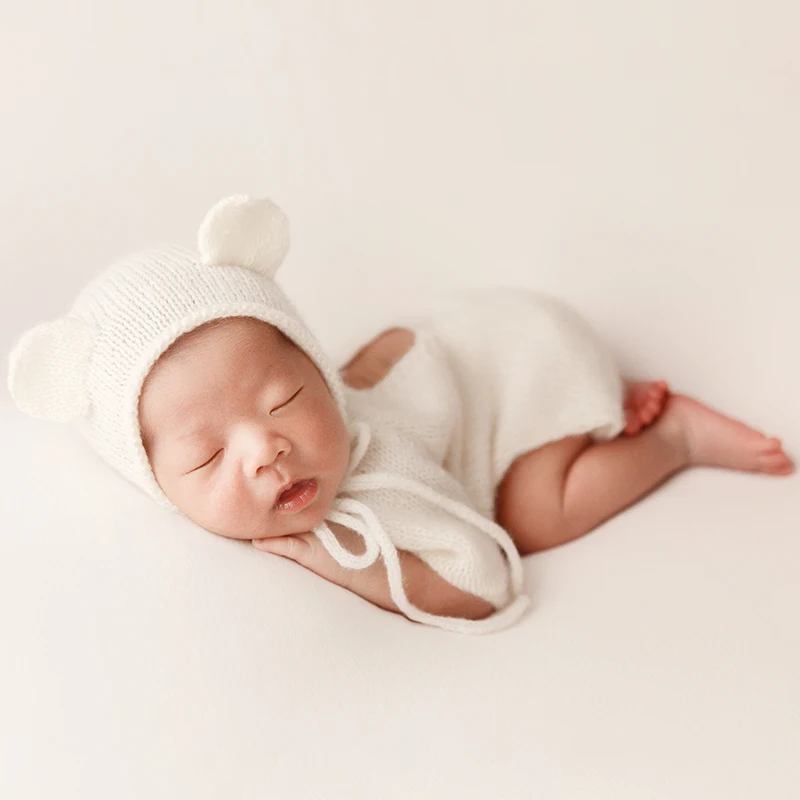 Recém-nascido branco tema fotografia roupas, malha chapéu bodysuit, boneca urso, photoshoot adereços, lua cheia foto, roupa do bebê