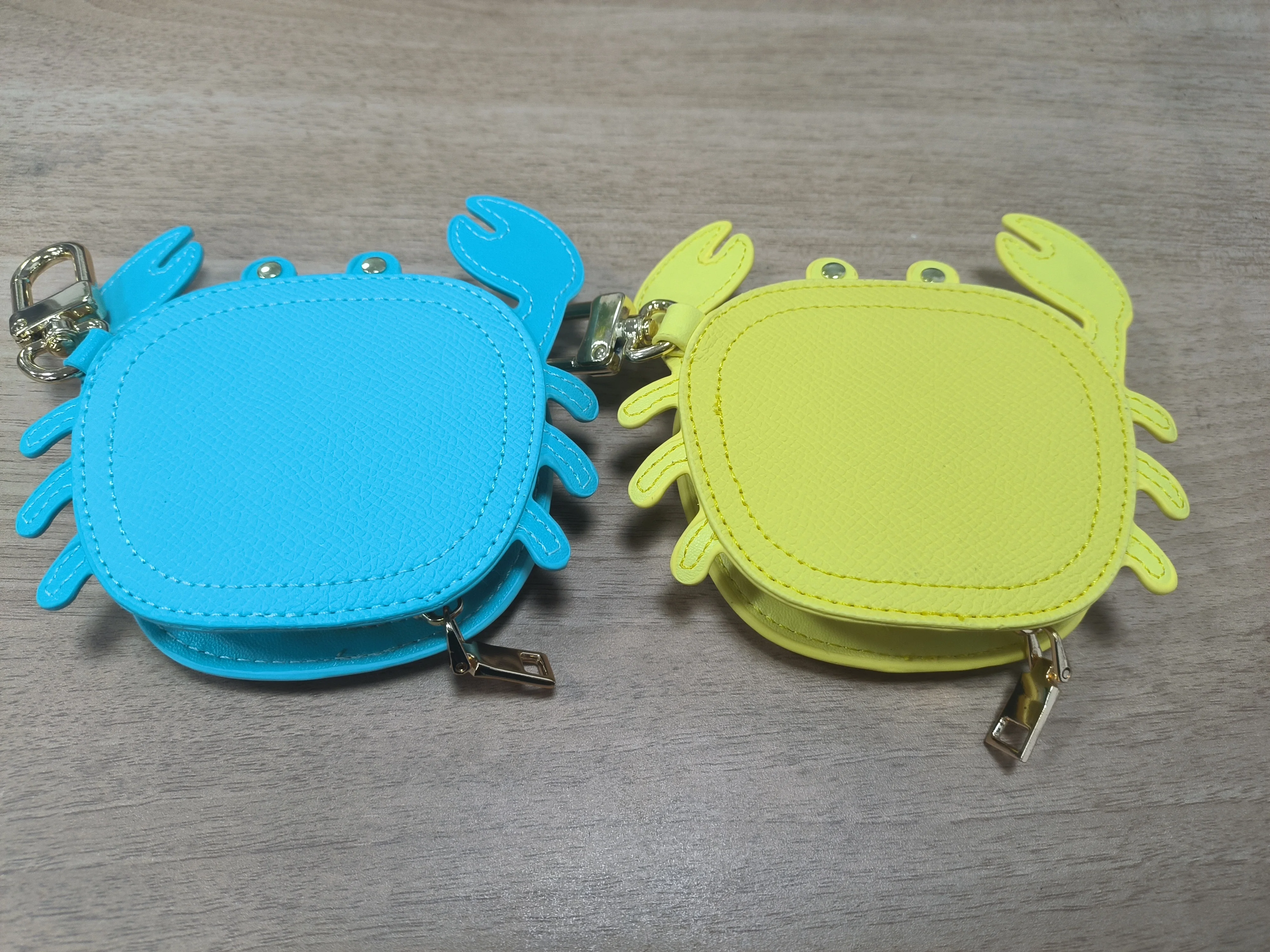 Krabben-Geldbörse, Mikrofaser-Leder, Mini-Geldbörse, Make-up-Kopfhörer-Aufbewahrungstasche, Schultasche zum Aufhängen, Anhänger, Handtasche, Charm-Zubehör – Detail 3