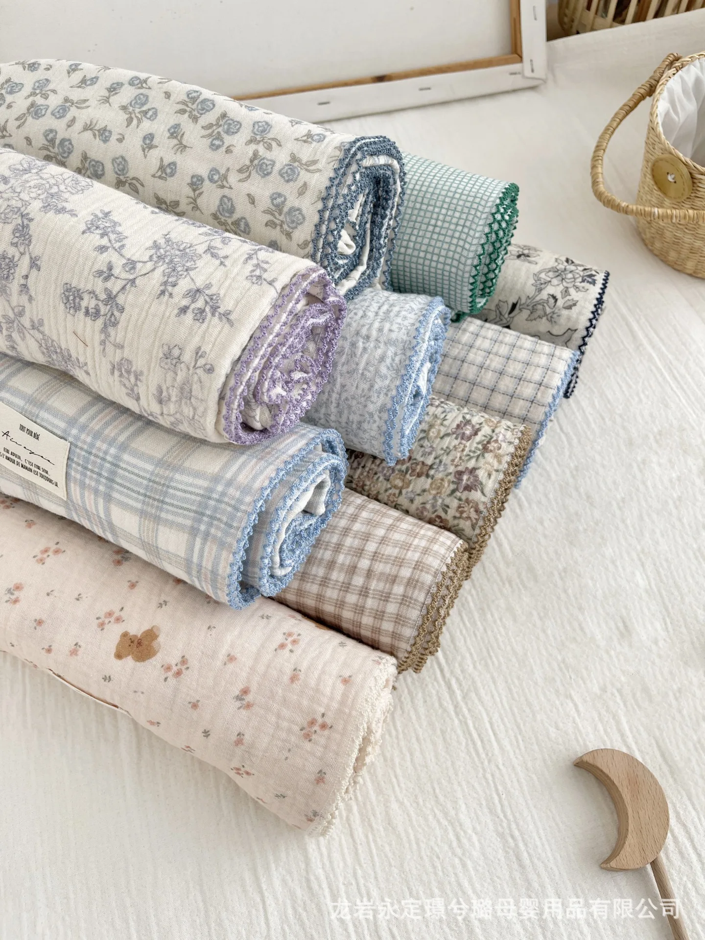 ผ้าห่อตัวเด็กอ่อน ผ้ามัสลิน ผ้ - Baby Nursery Quilts บทวิจารณ์และราคา