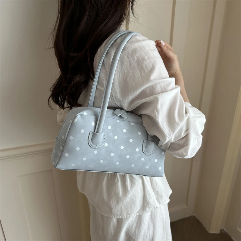 

Vintage women's tote bags new Point Printed large capacity, simple commuting bag,fashionable and versatile,single shoulder bag