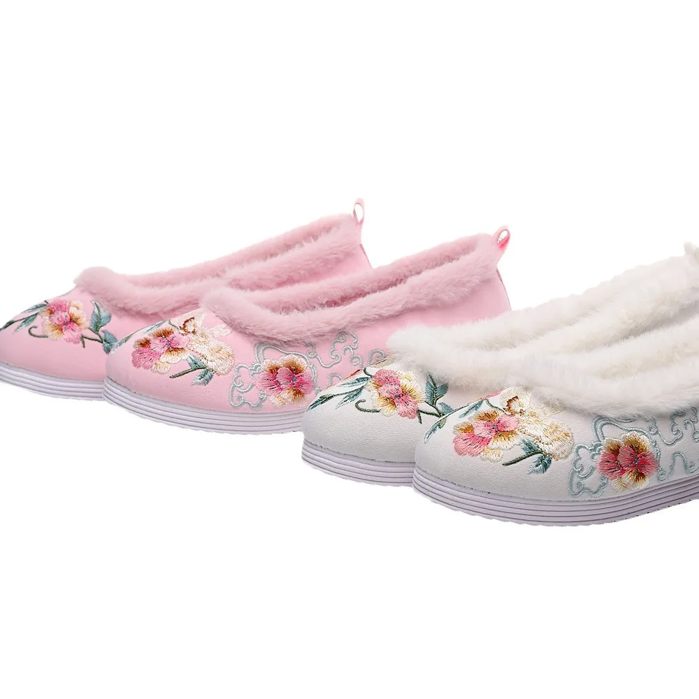 Women's Ancient Style Warm Embroidered Cotton Shoes Students Ancient Costume Cosplay Shoes Women