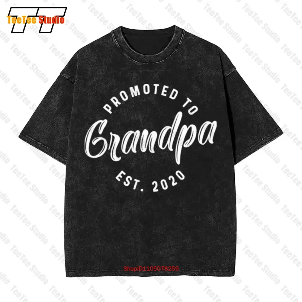 Promoted To Grandpa Est 2020 Vintage Oversized T-Shirt PZRB