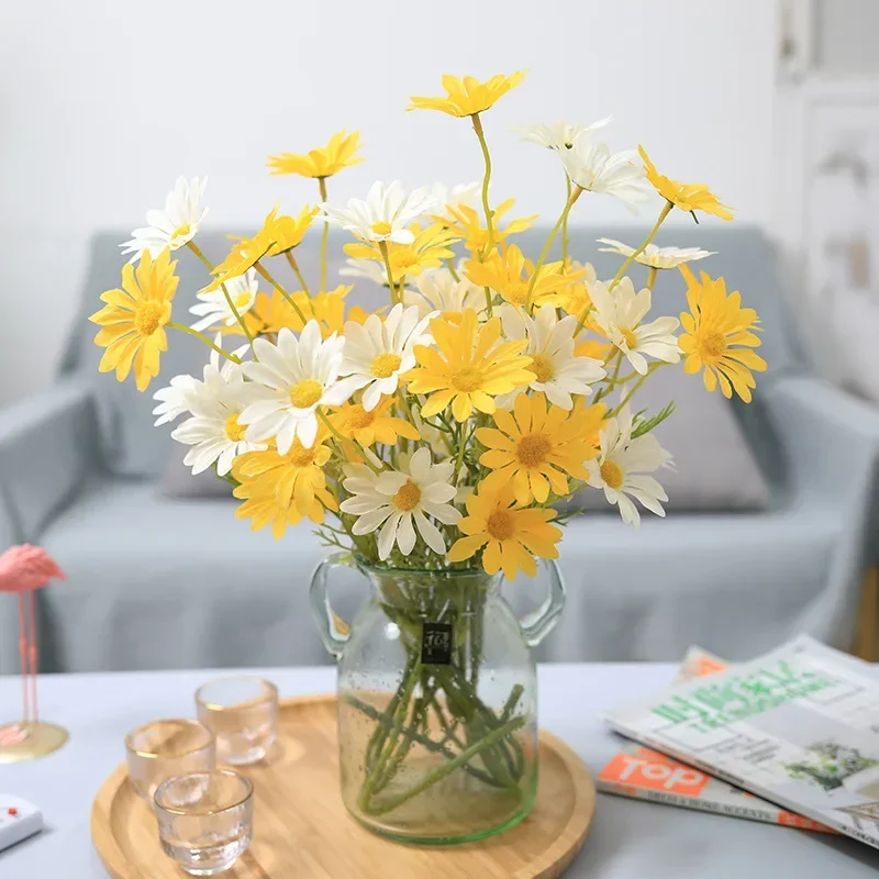 53 cm, 5 Köpfe, künstliche Gänseblümchen, Seide, künstliche Blumen, dekorativer Staubblatt, kleine Gänseblümchen für Hochzeit, Blumen halten, Heimdekoration, 1 Stück