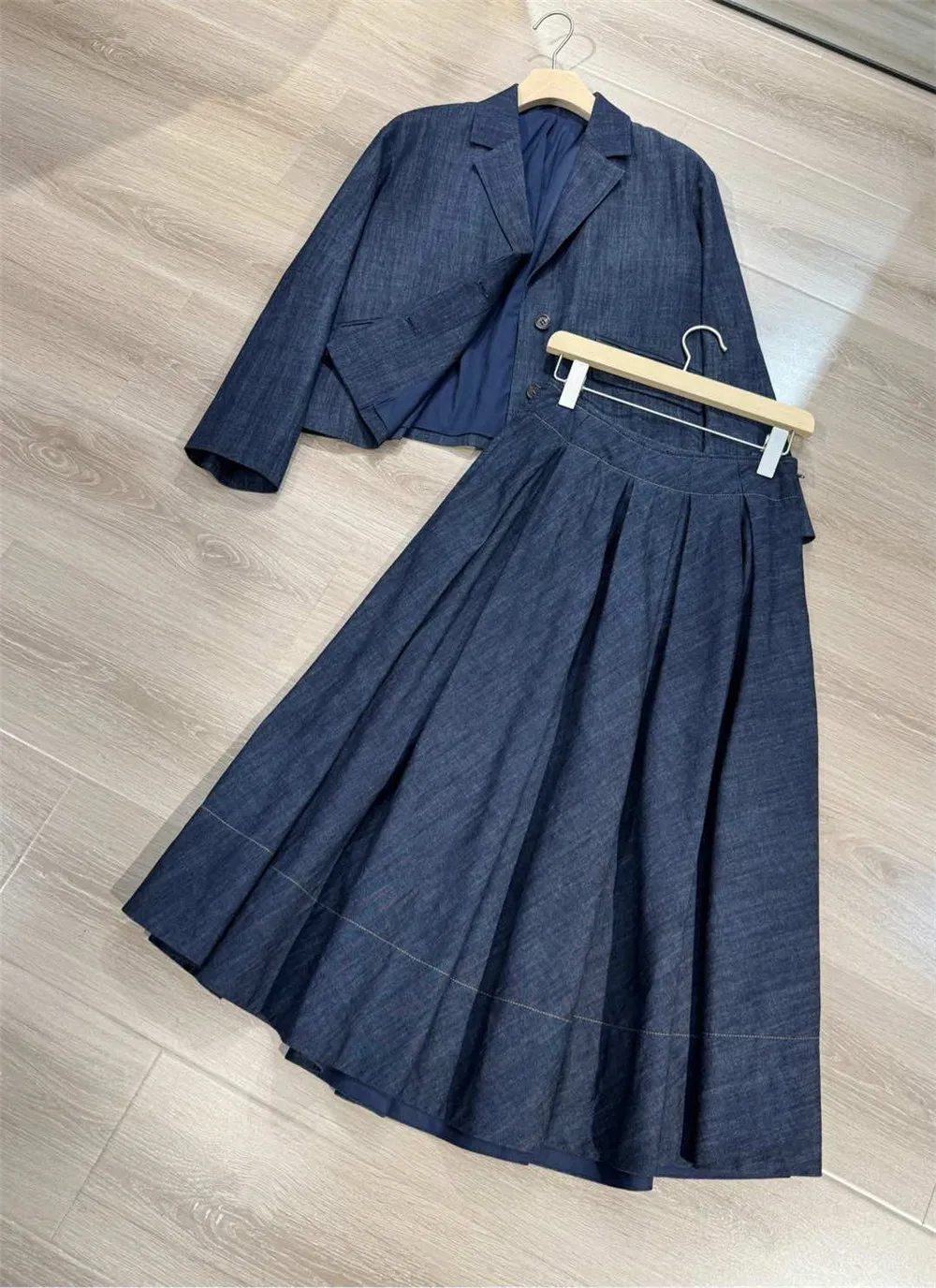 

2025 Spring Summer Woman 2-Piece Set Cotton Denim Beaded Short Blazer Coat + High Waist Cotton A-line Skirt