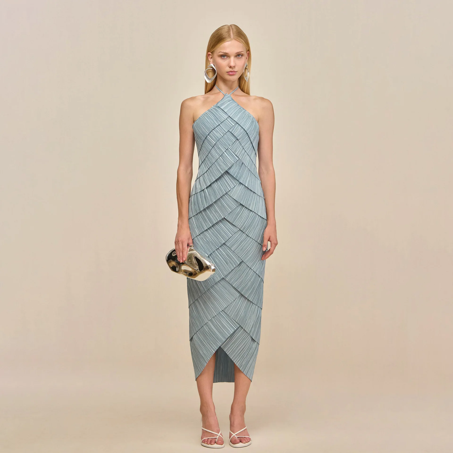 2025 nova luz azul halter pescoço sem mangas sem costas plissado em camadas vestido de noite feminino fino ajuste vestido longo