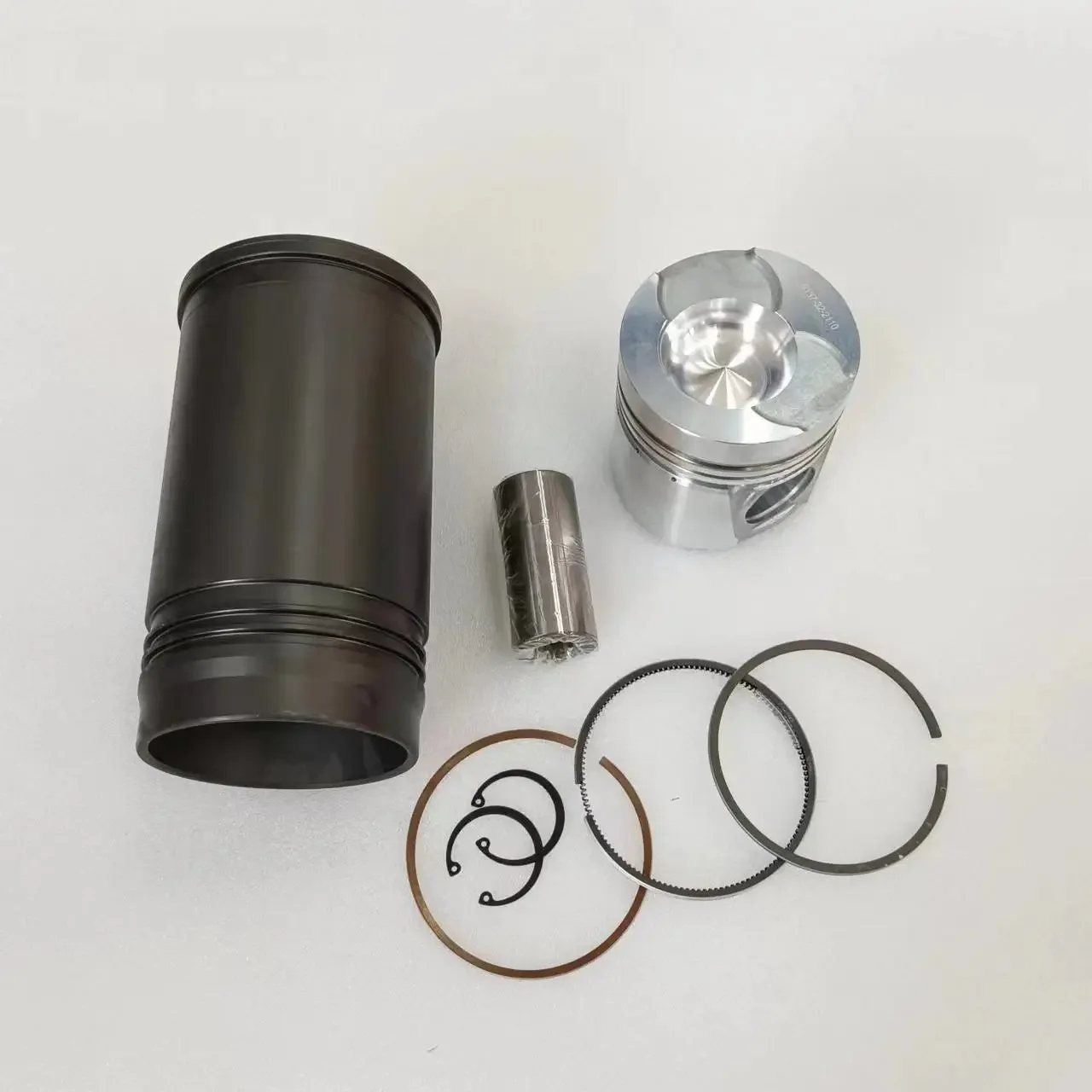 Engine parts liner kit piston ring pin for 3066 3304 3306 C4.4 C6.4 C6.6 C7 C9 C10 C13 C15 C18 for CAT E100 E200 E320 excavator