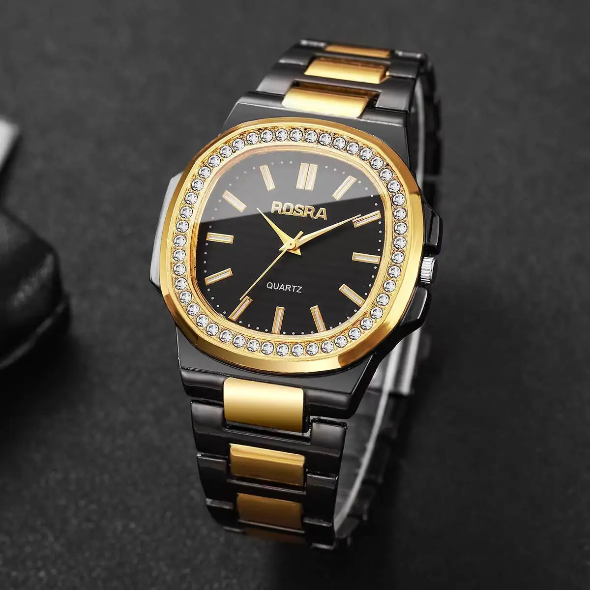 럭셔리 라인스톤 남성 비즈니스 시계 패션 스퀘어 다이얼 스틸 밴드 남성용 쿼츠 손목시계 Reloj Hombre(박스 없음)