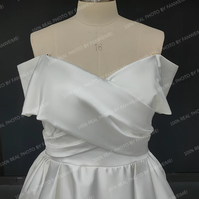 12528 # elegante a linha com zíper vestido de casamento simples criss-cruz fora do ombro varredura/escova trem vestido de noiva novia