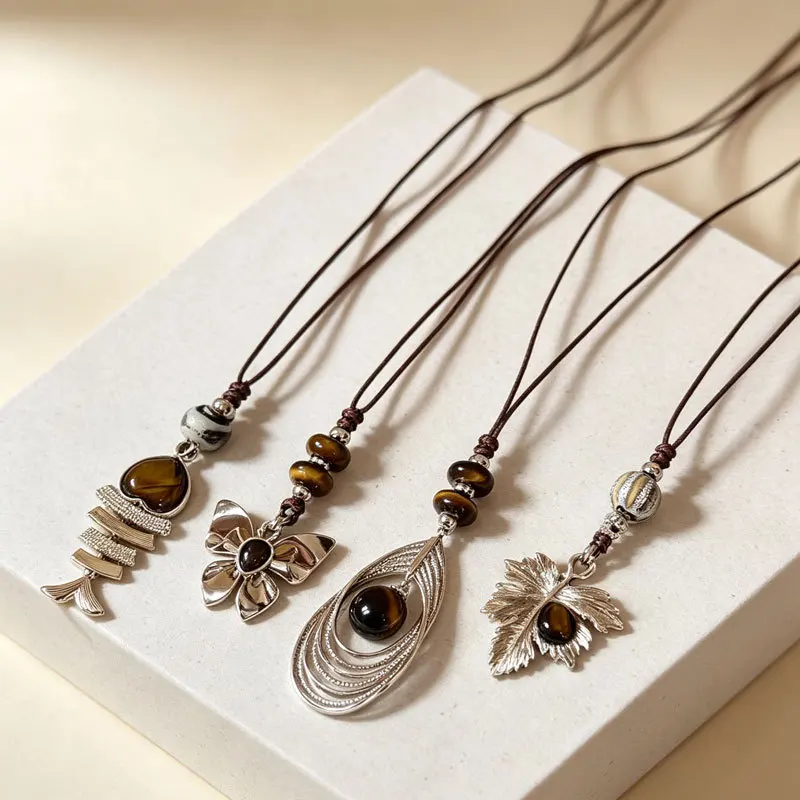 Vintage Leather Brown Stone Pendant Necklace Women's Retro Stacking Choker Temperament Clavicle Chain Hip Hop Jewelry Accessory