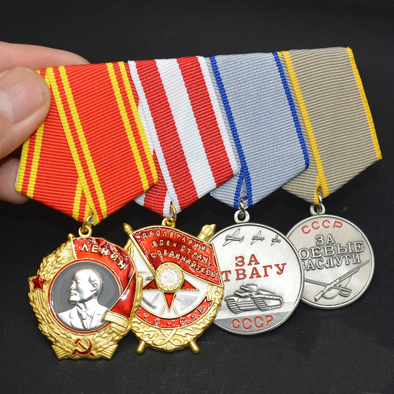 Soviet Union CCCP Medal Order of Friendship October Revolution Lenin Red Banner Nationalities Joint Platoon Collectible Item