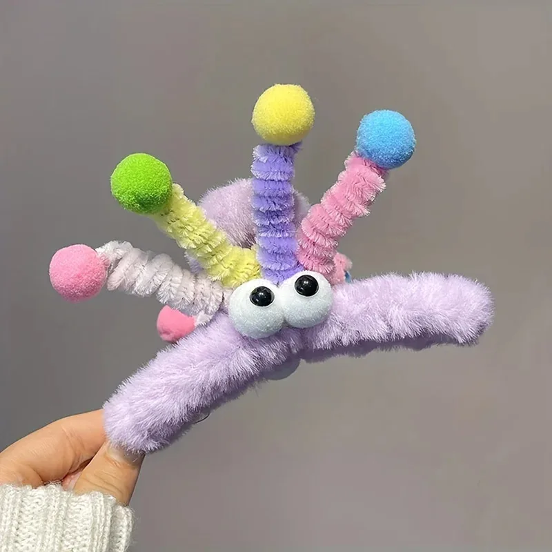 1 Pieces Winter Big Eye Hair Catch Dopamine Spring Plush Hair Clip Female Fun Funny Shark Clip Cute Twist Stick Back Head Hair