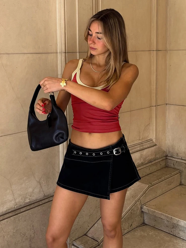 เสื้อกล้ามเซ็กซี่สไตล์ลำลองสำหรับผู้หญิง รุ่นคลาสสิค สีสันตัดกัน คอต่ำ แขนกุด ผ้าสเตรช กระชับรูปร่าง เหมาะสำหรับใส่เที่ยวกลางคืน ออกกำลังกาย หรือเล่นกีฬา