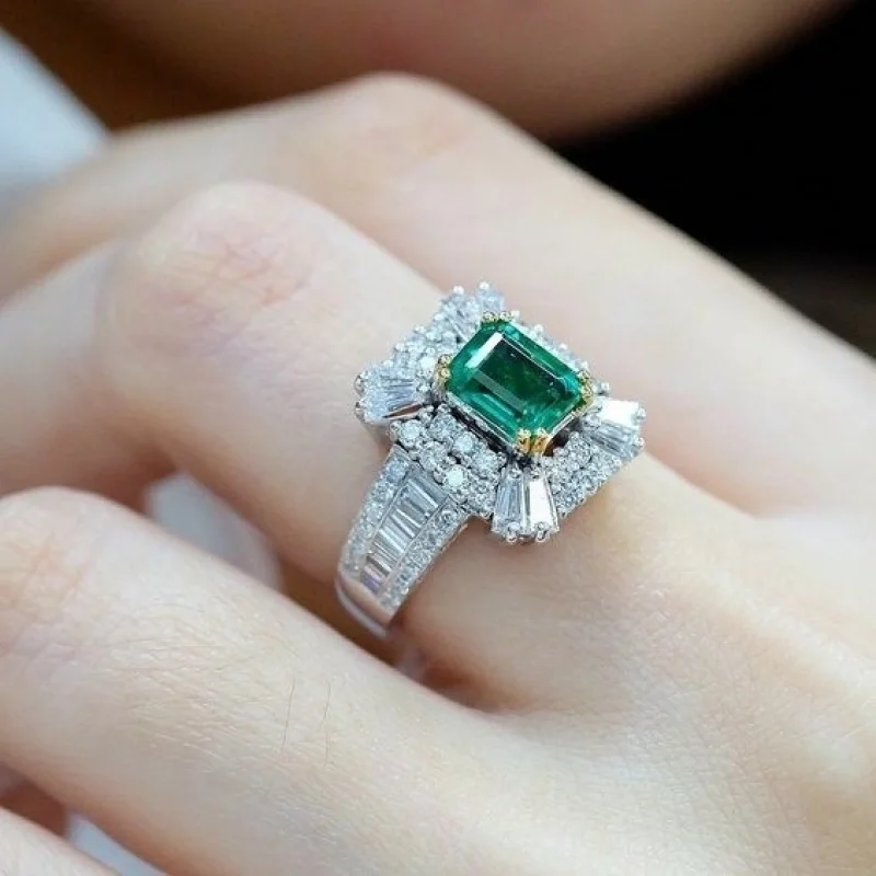 Anillo de Princesa Cuadrado de Esmeralda y Circonio de Estilo Lujoso - Anillo de Plata de Ley 925 - Anillo de Compromiso Elegante para Damas