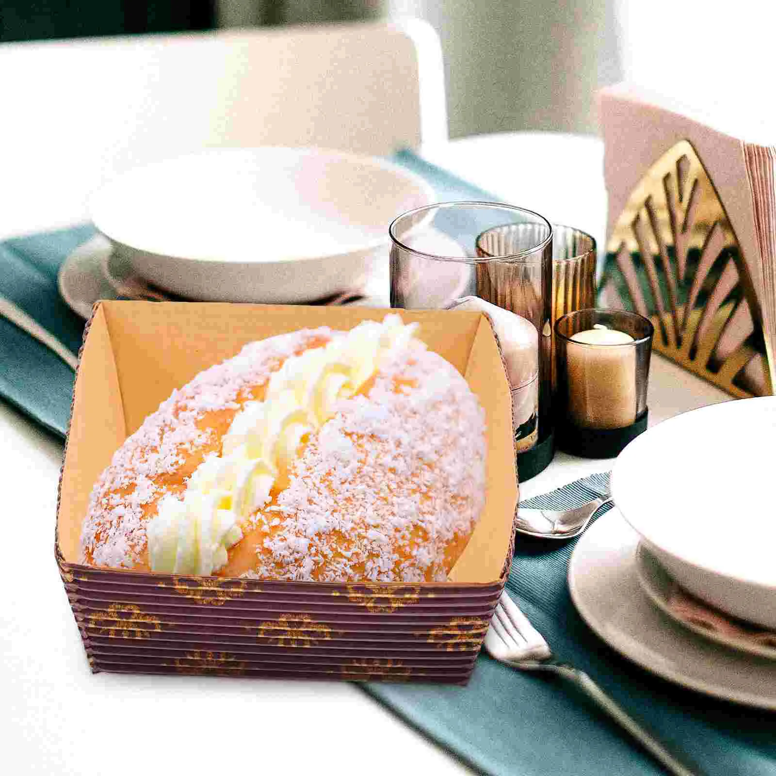 

25 Pcs Corrugated Cake Tray Baking Paper Bread Loaf Pans Liners Cups for Oven Holding Trays